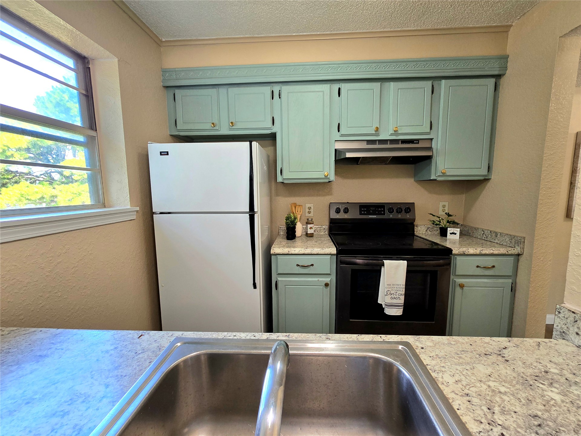 6622 S Zunis Avenue Tulsa OK 74136