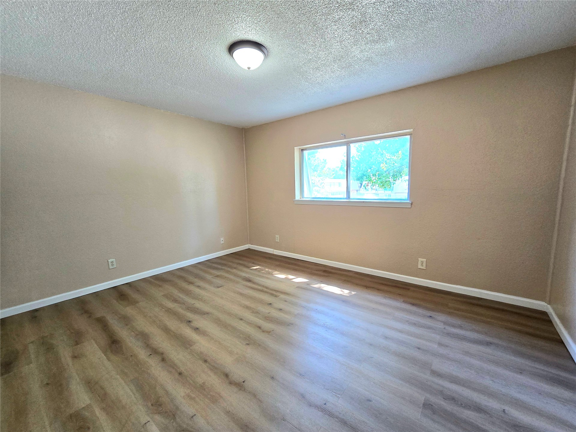 6622 S Zunis Avenue Tulsa OK 74136