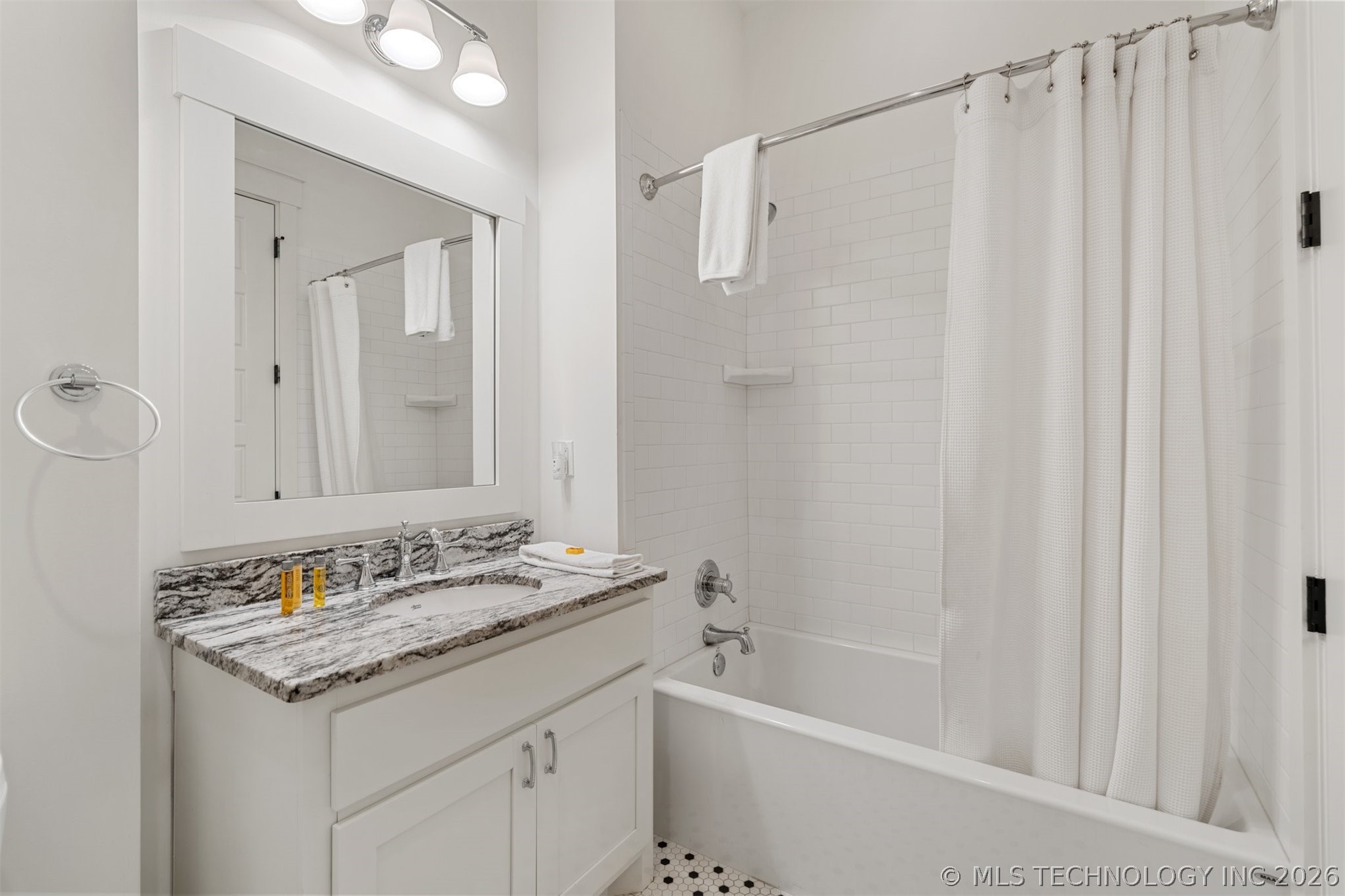 29 Water Street Carlton Landing OK 74432
