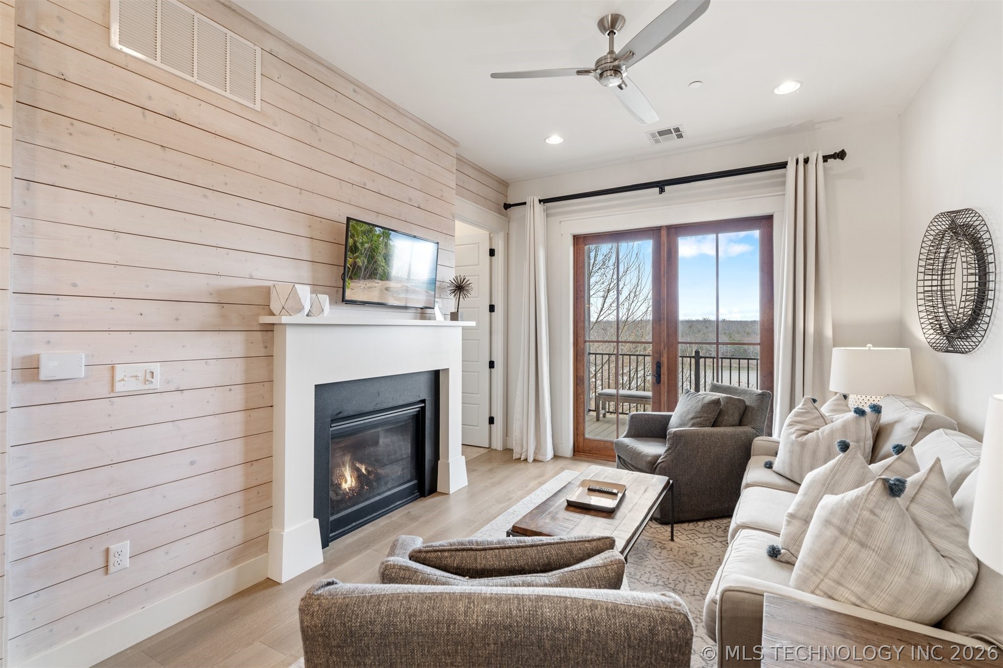 29 Water Street Carlton Landing OK 74432