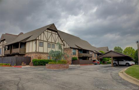 2224 S Boston Avenue E Tulsa OK 74114