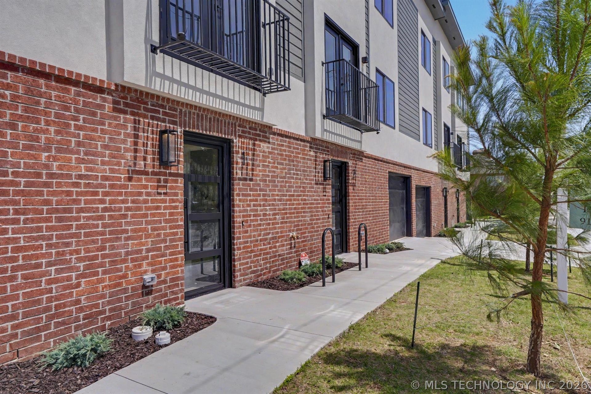 1244 S Quincy Avenue Tulsa OK 74120