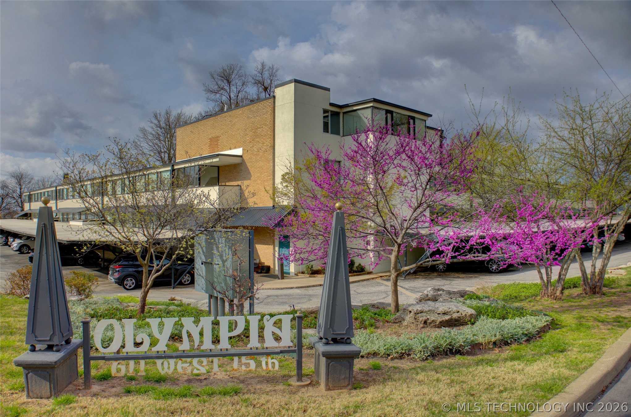 611 W 15th Street Tulsa OK 74127