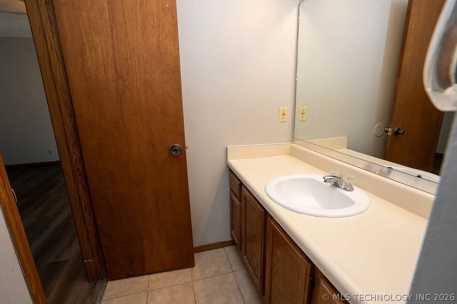 2423 E 87th Street Tulsa OK 74137