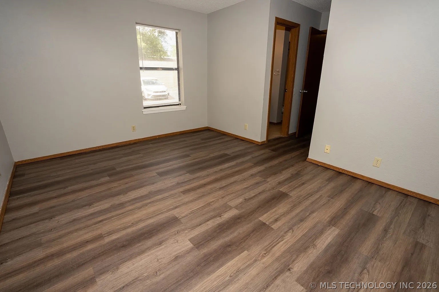 2423 E 87th Street Tulsa OK 74137