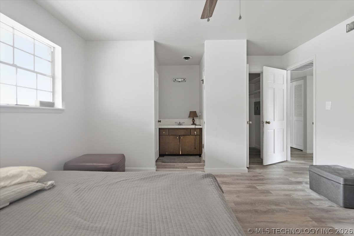 1107 E 45th Place S Tulsa OK 74105
