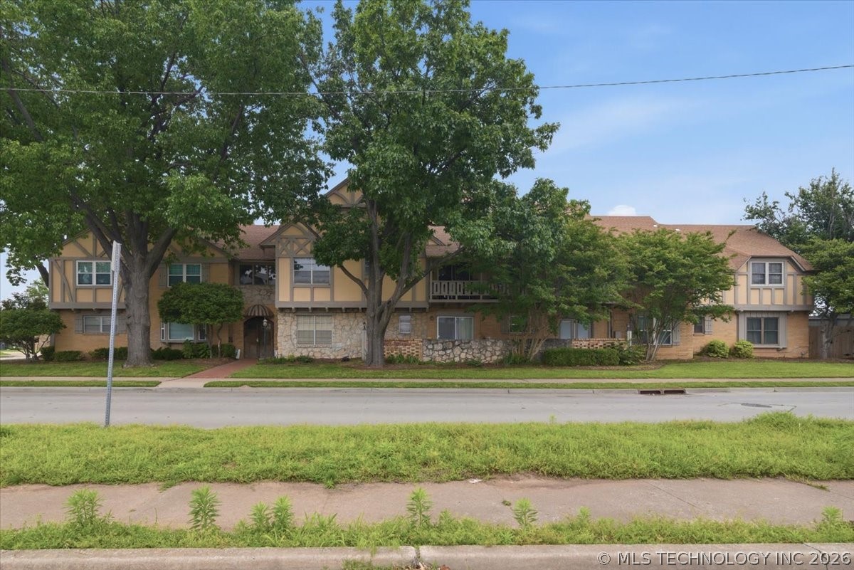 1107 E 45th Place S Tulsa OK 74105