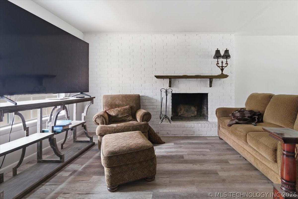 1107 E 45th Place S Tulsa OK 74105