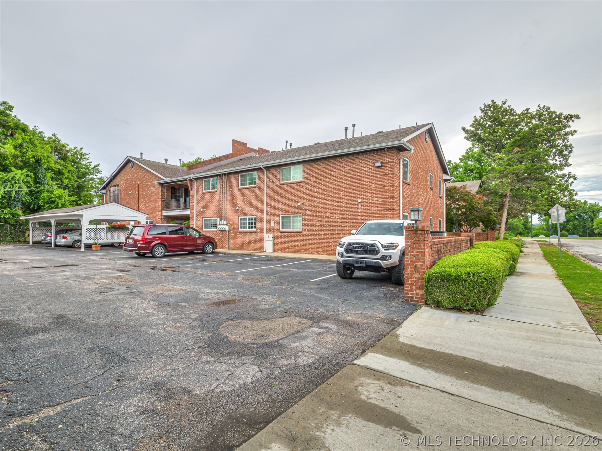 3701 Riverside Drive Tulsa OK 74105