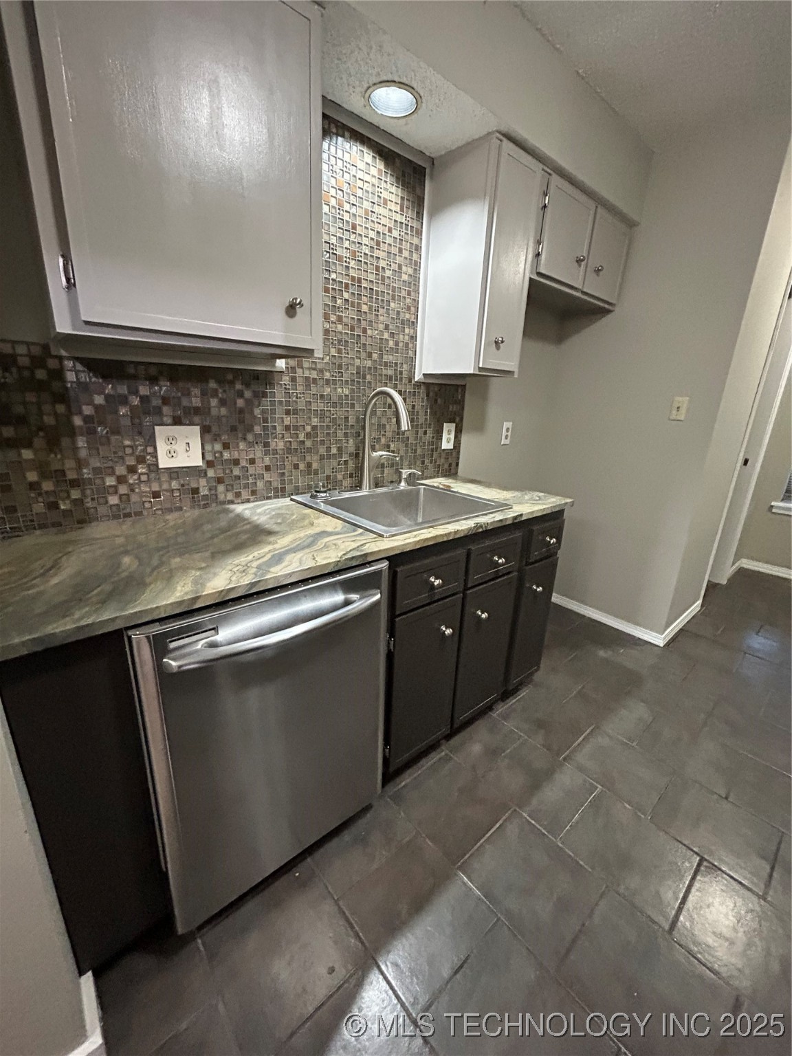 2221 E 67th Street Tulsa OK 74136