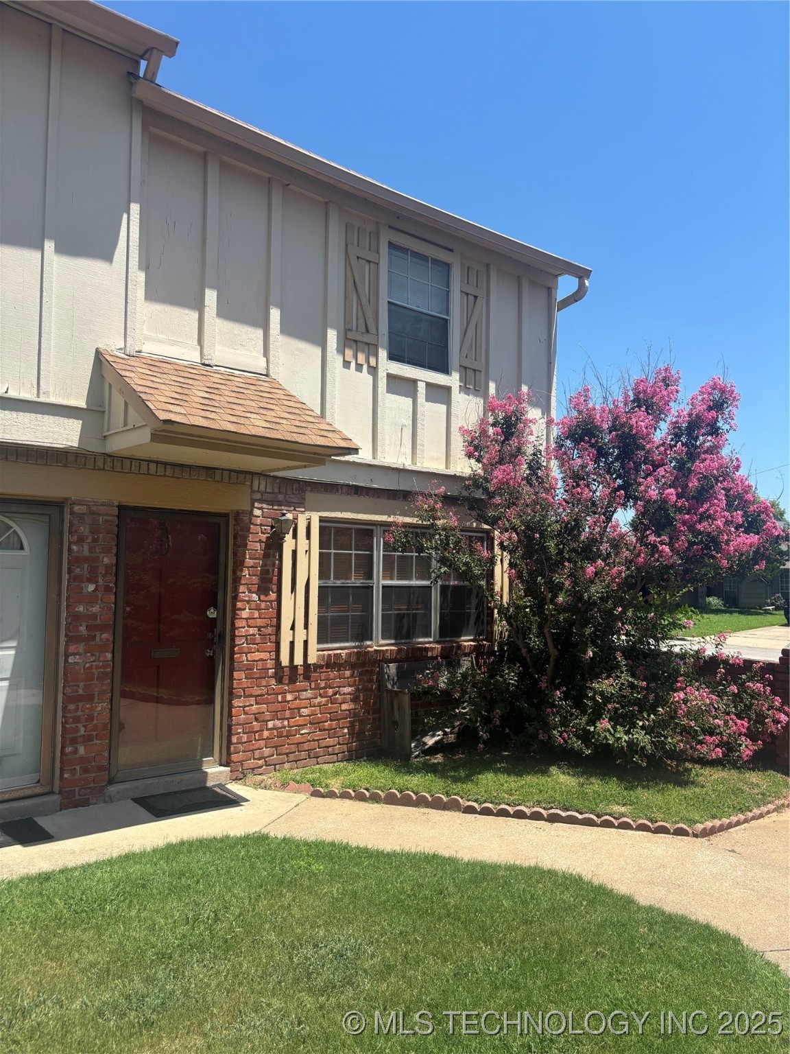 6140 S Madison Place Tulsa OK 74136