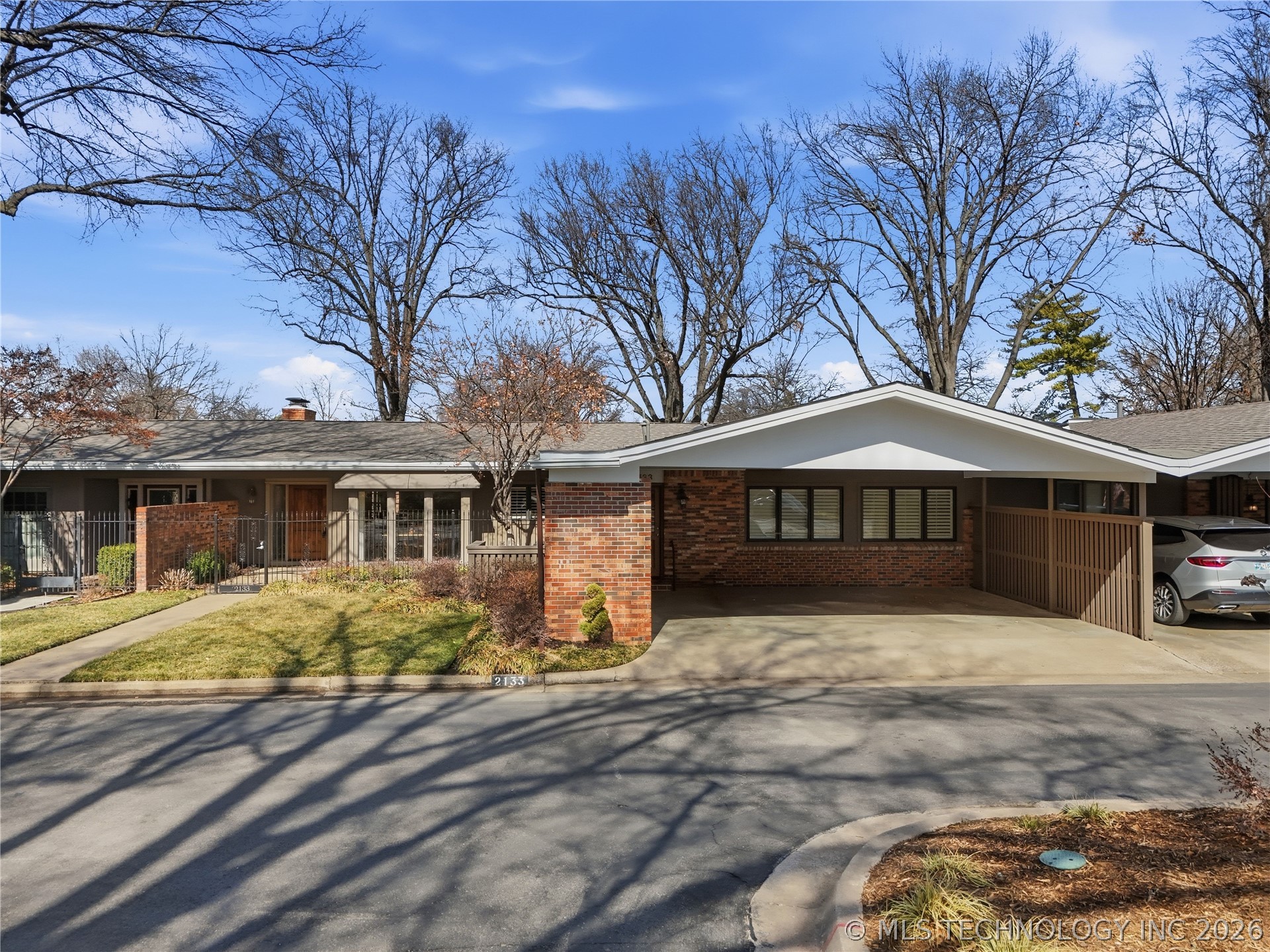 2133 E 60th Place Tulsa OK 74105