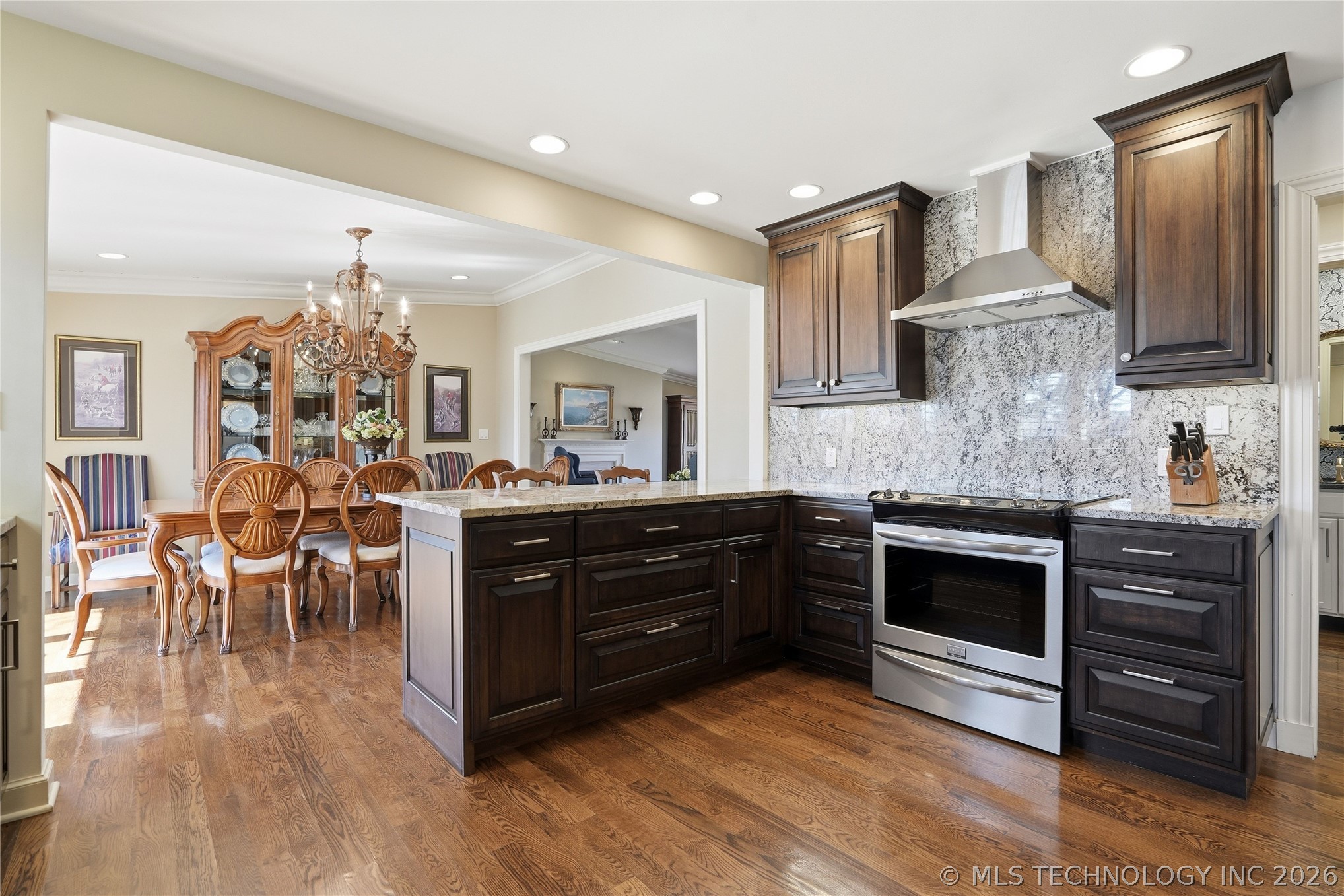 2133 E 60th Place Tulsa OK 74105