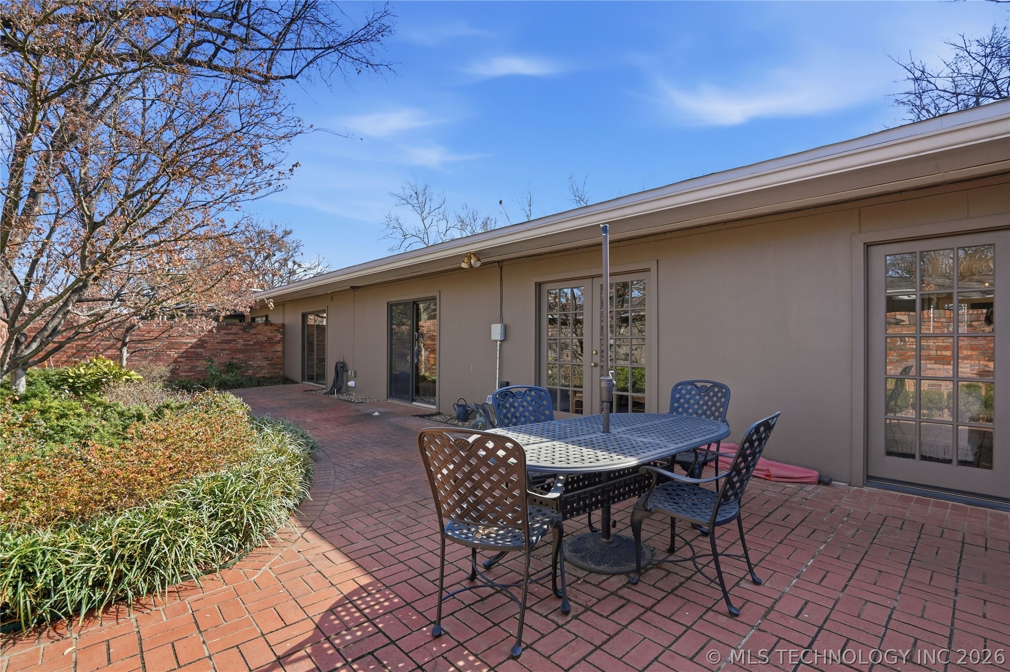 2133 E 60th Place Tulsa OK 74105