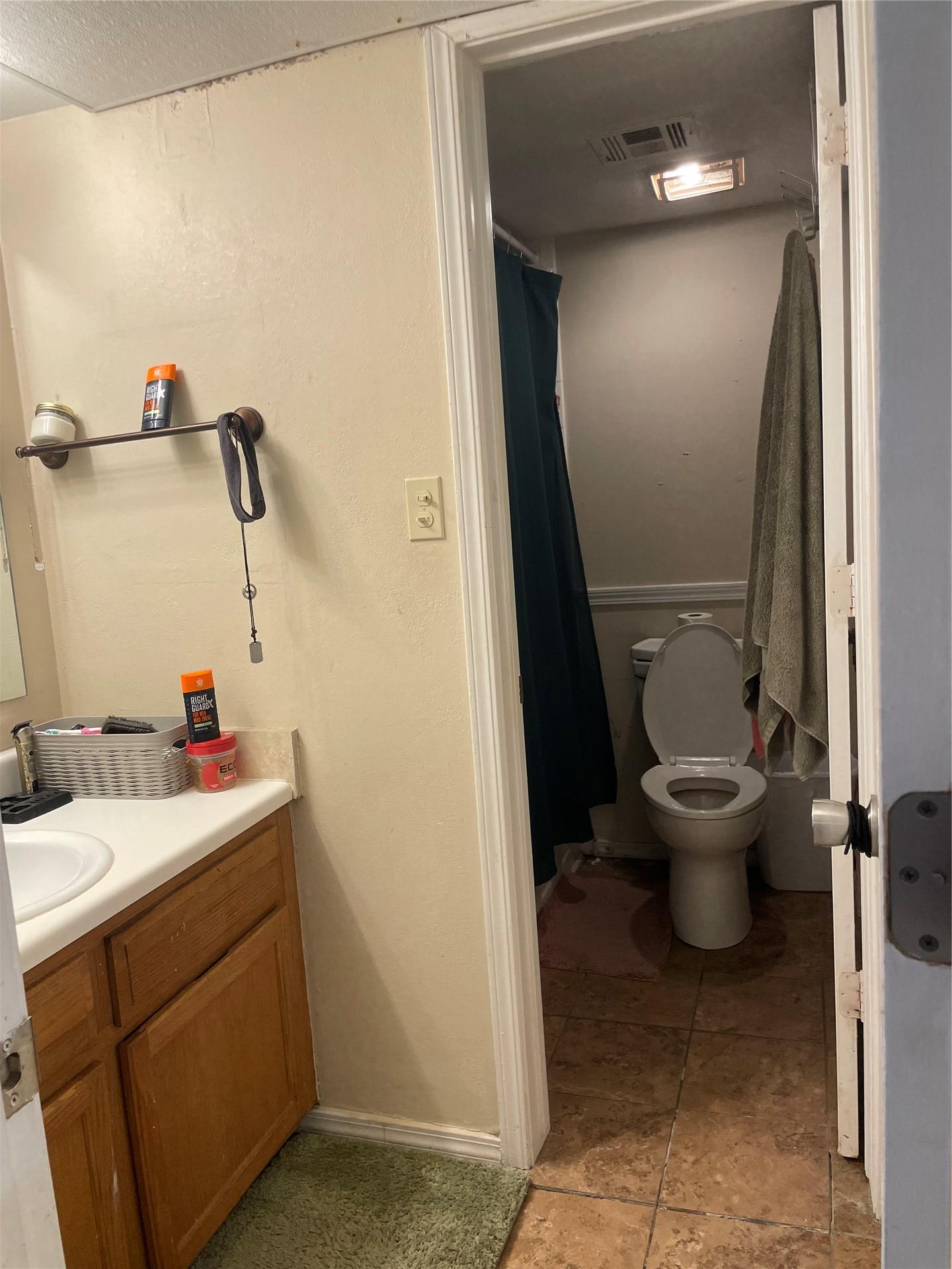 1802 E 66th Place Tulsa OK 74136