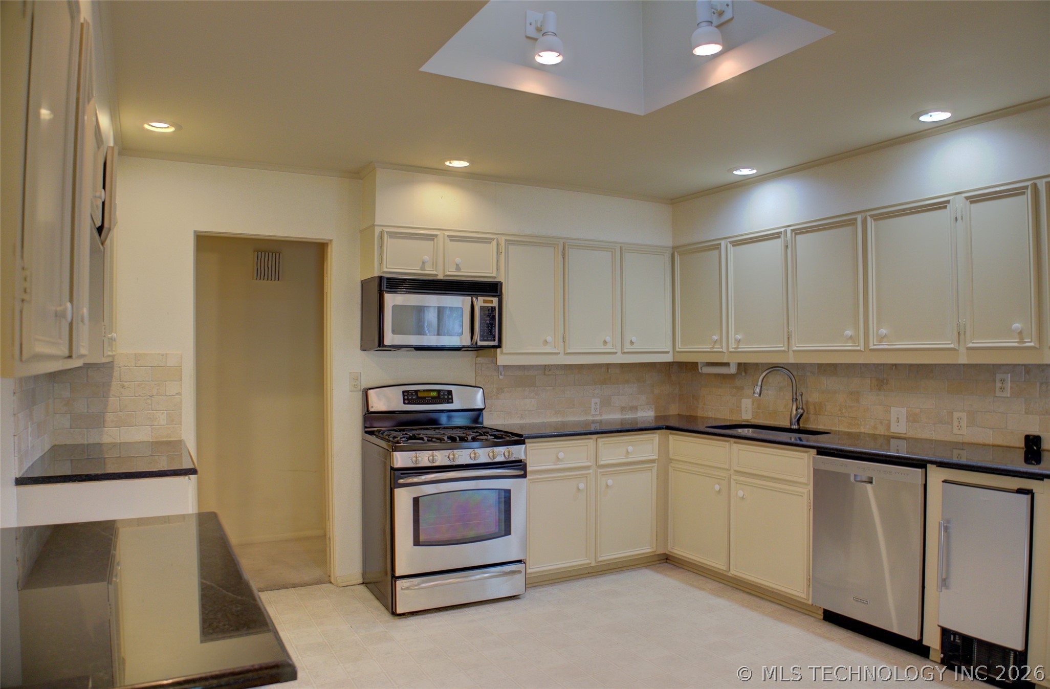 2112 E 59th Street Tulsa OK 74105