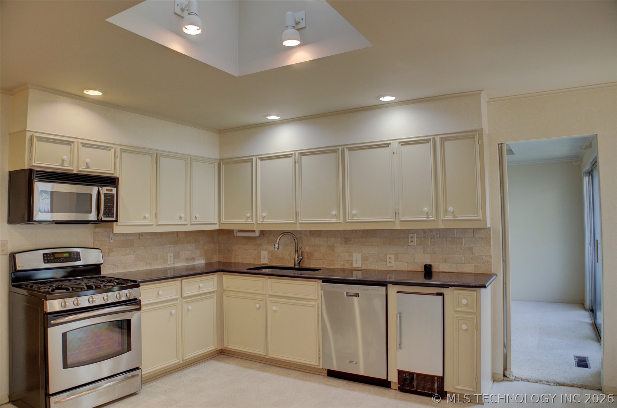 2112 E 59th Street Tulsa OK 74105