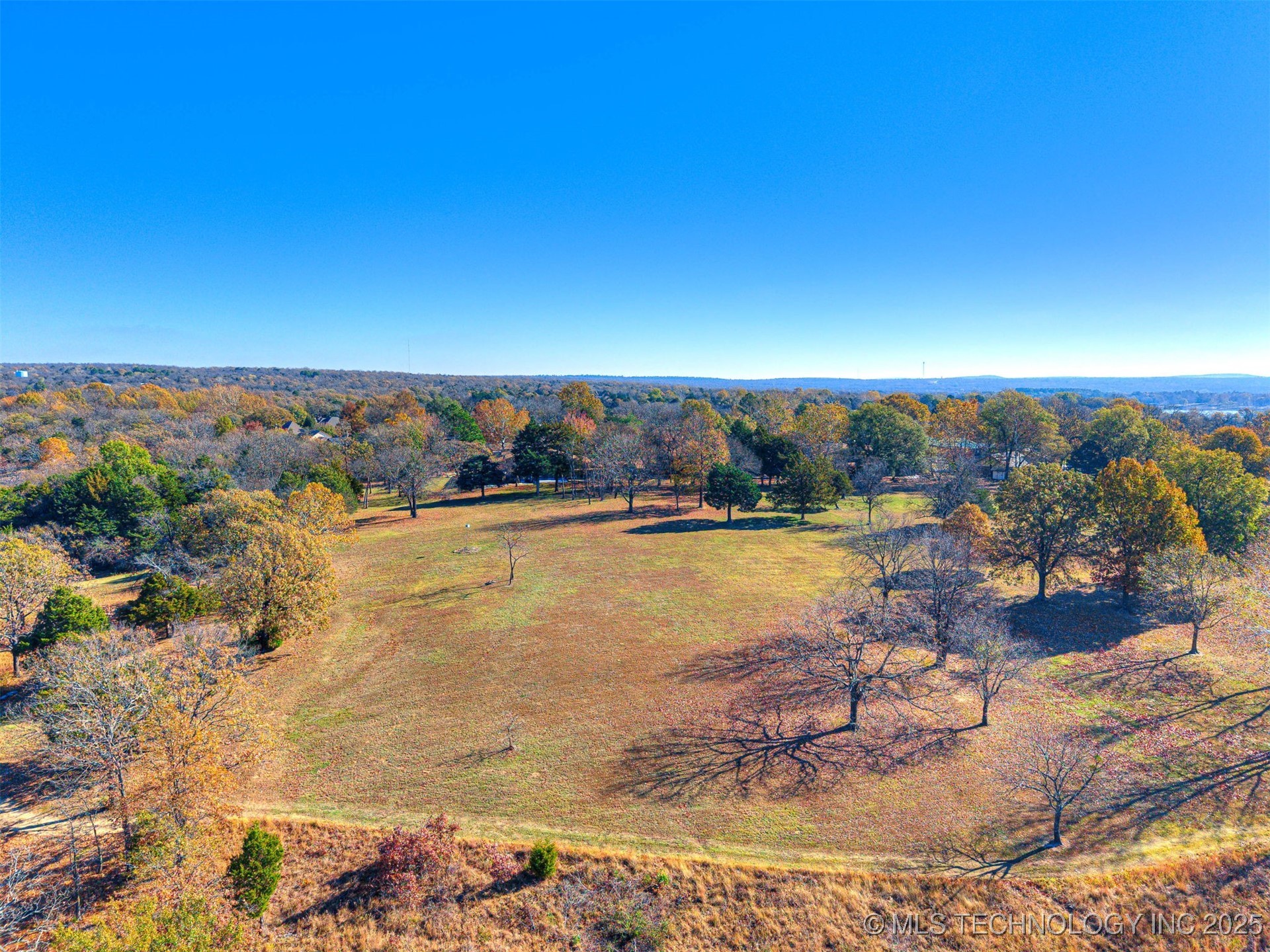 291 N Spinnaker Run Eufaula OK 74462