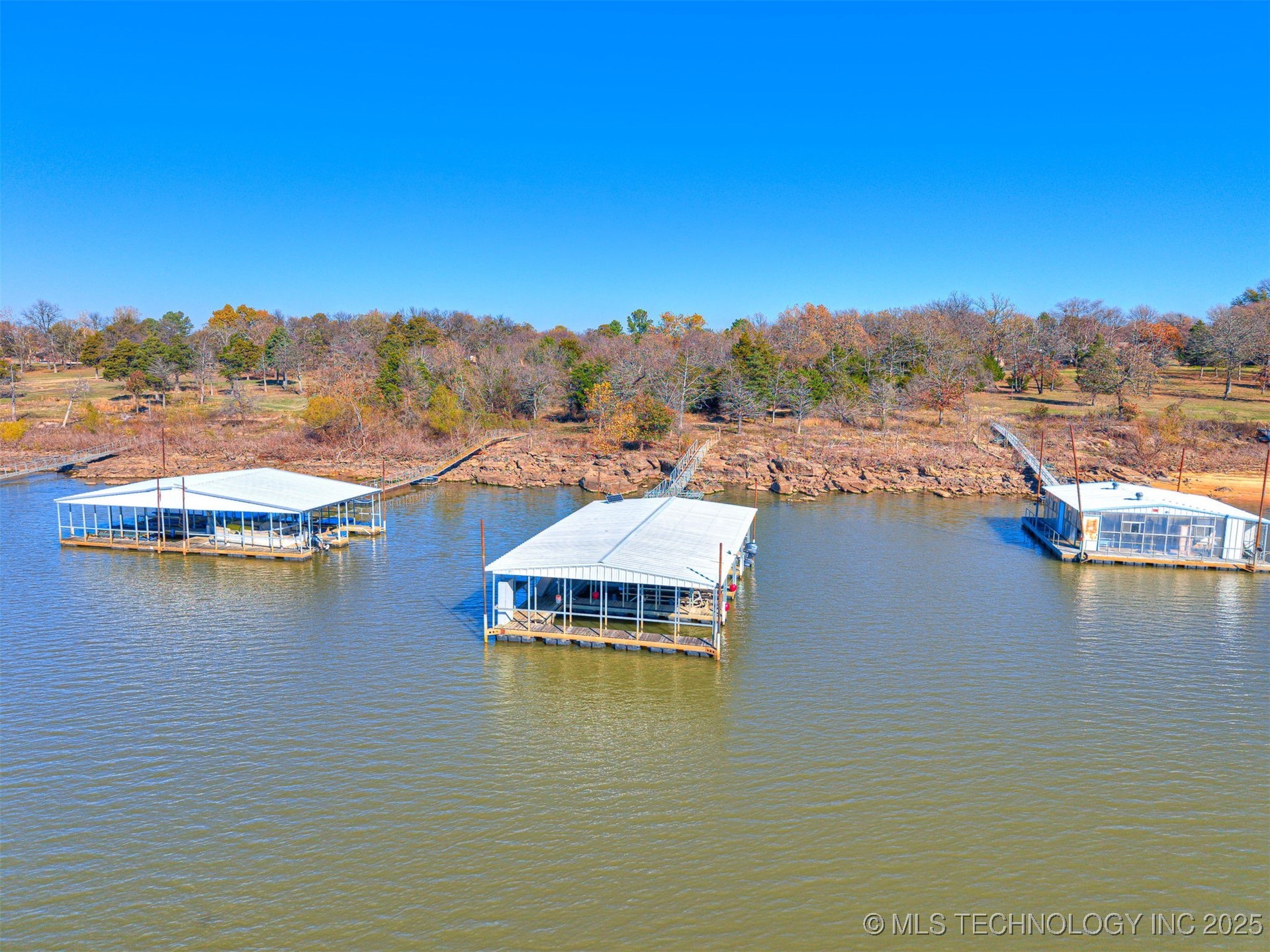 291 N Spinnaker Run Eufaula OK 74462