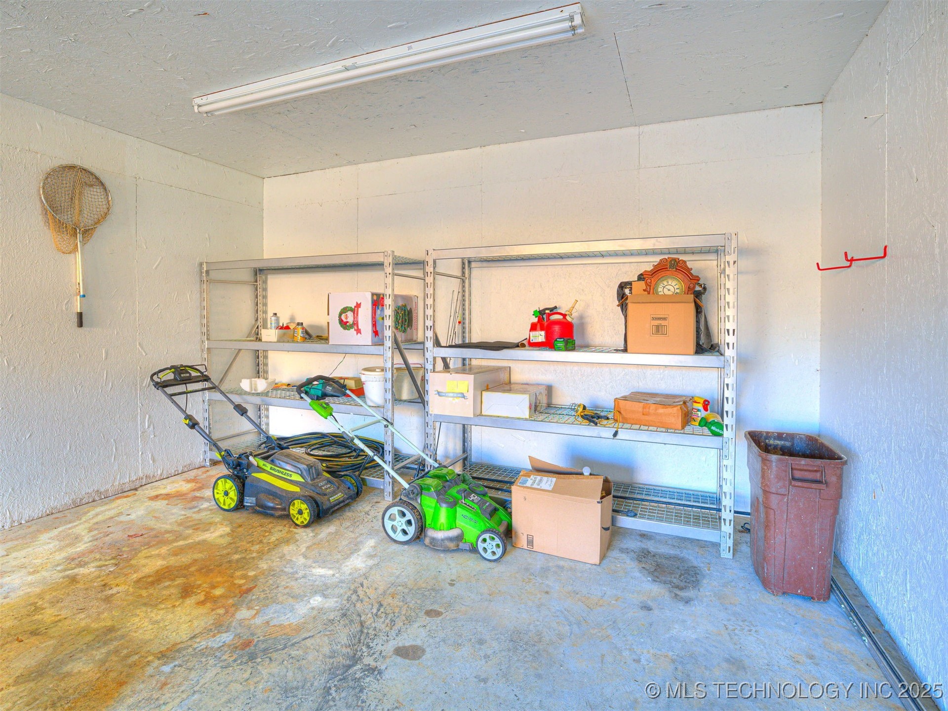 291 N Spinnaker Run Eufaula OK 74462