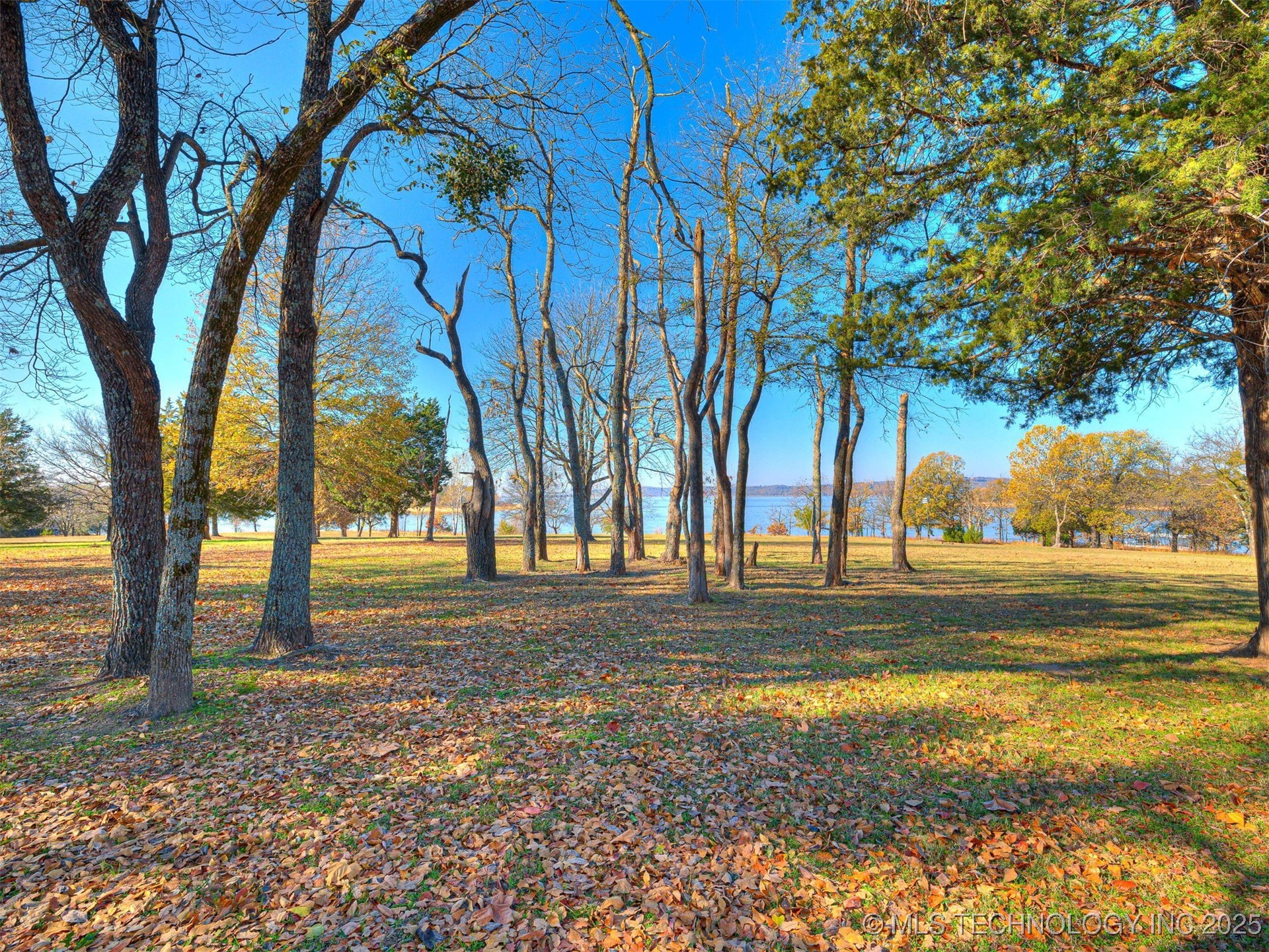 291 N Spinnaker Run Eufaula OK 74462