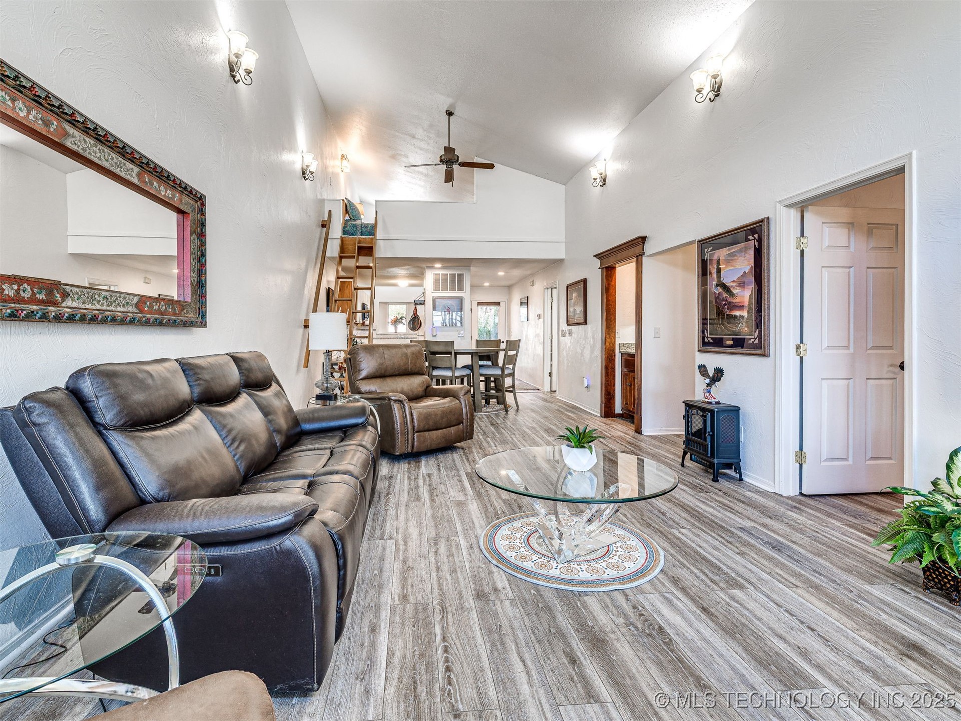 291 N Spinnaker Run Eufaula OK 74462