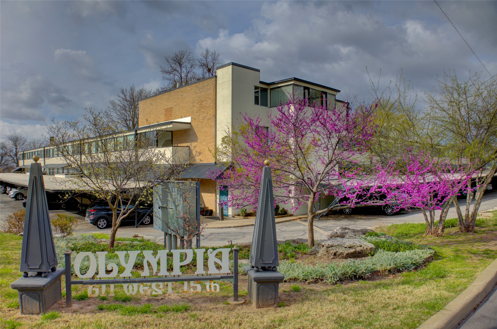 611 W 15th Street Tulsa OK 74127