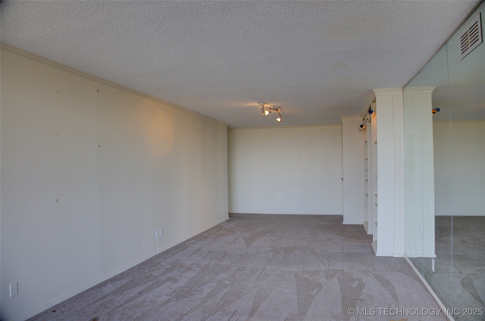 1502 S Boulder Avenue Tulsa OK 74119