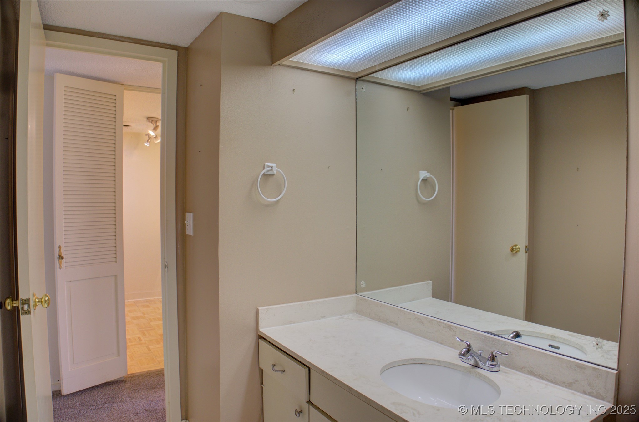 1502 S Boulder Avenue Tulsa OK 74119