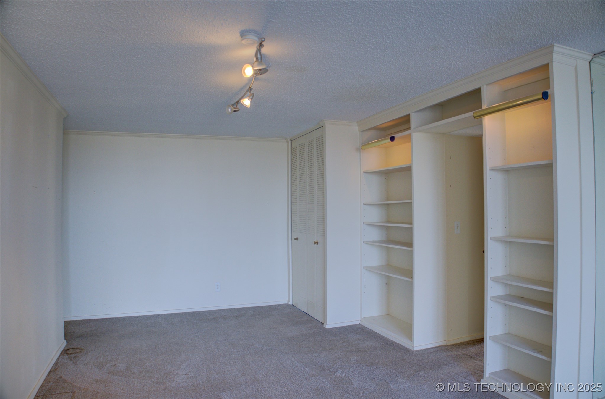 1502 S Boulder Avenue Tulsa OK 74119