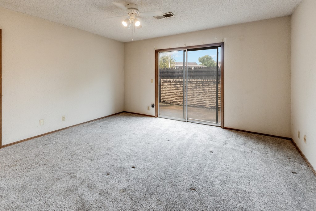 6004 S Newport Avenue Tulsa OK 74105