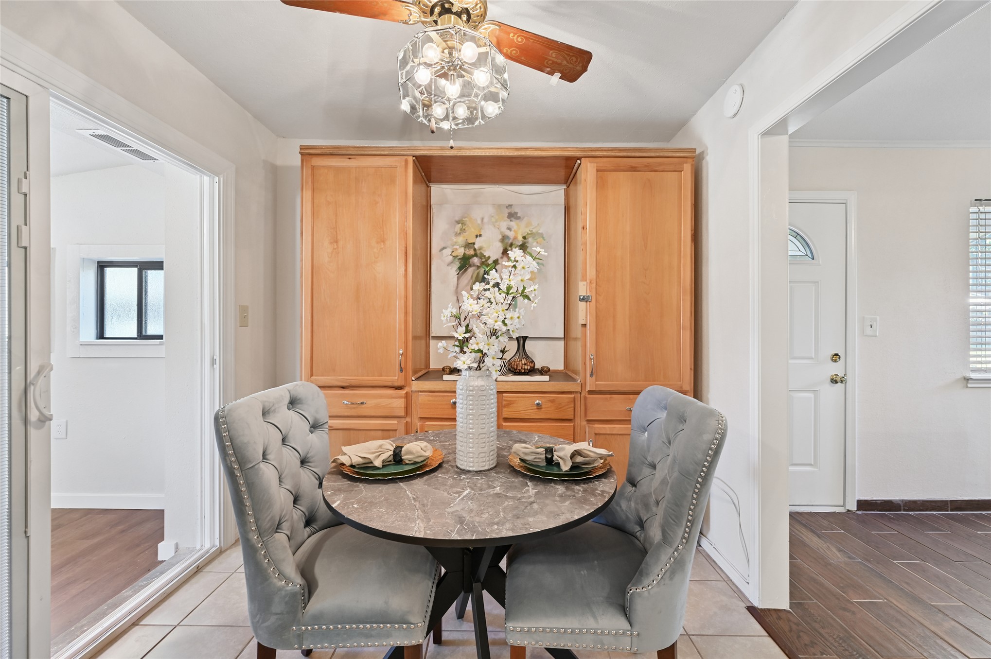 1207 S 111th Eastavenue Tulsa OK 74128