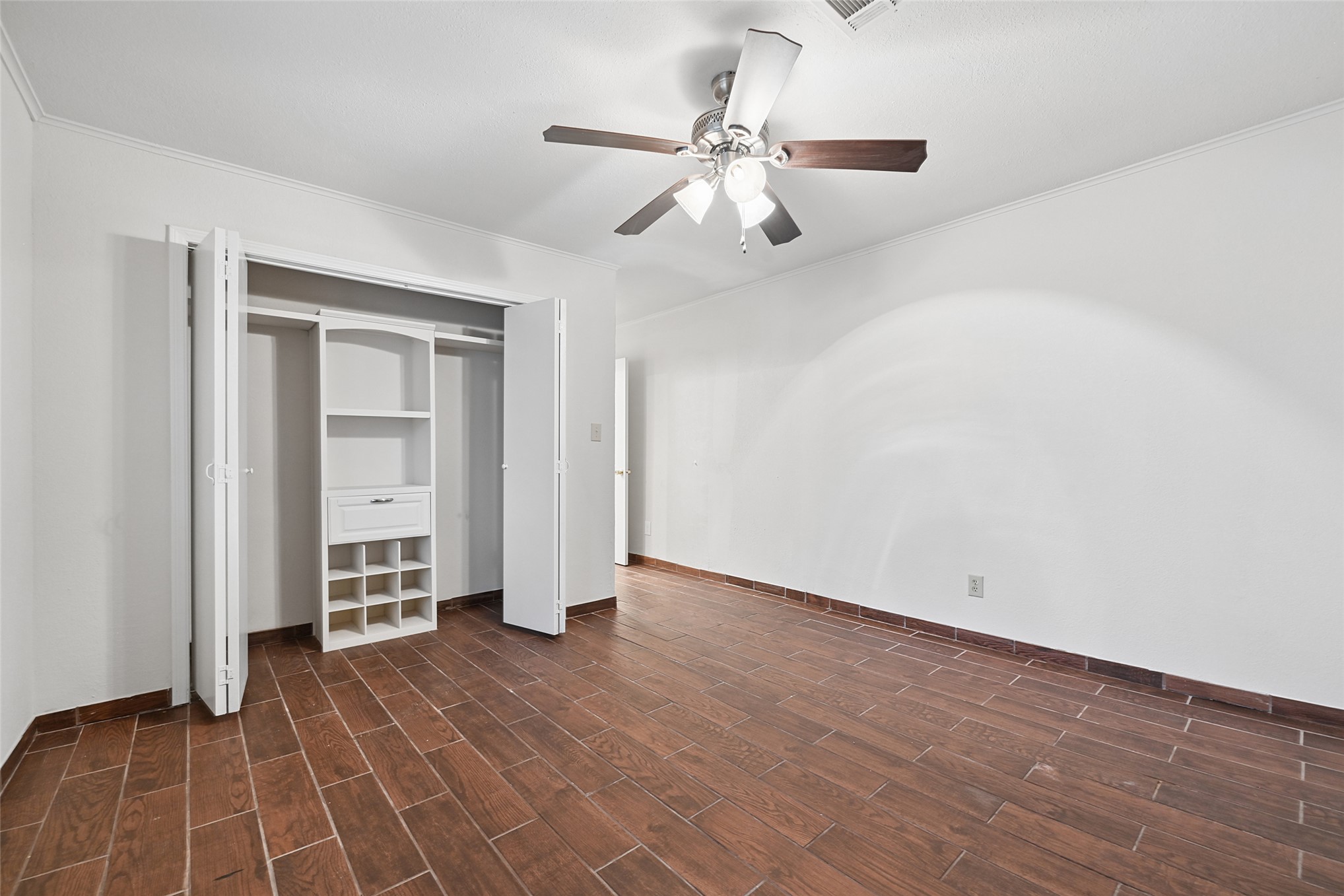 1207 S 111th Eastavenue Tulsa OK 74128