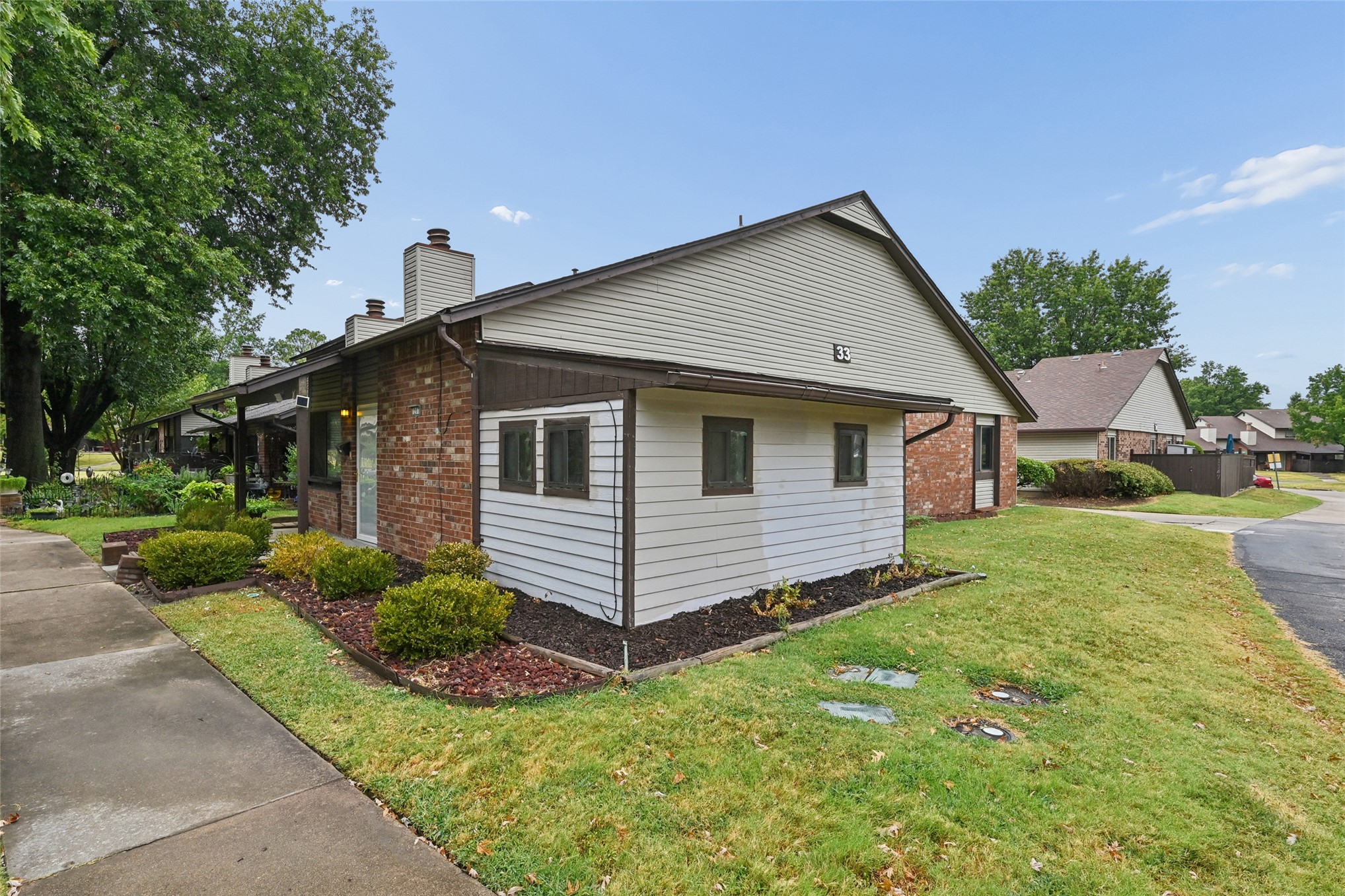 1207 S 111th Eastavenue Tulsa OK 74128