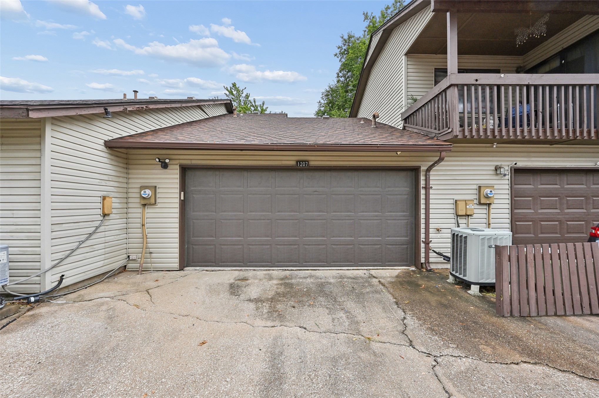 1207 S 111th Eastavenue Tulsa OK 74128