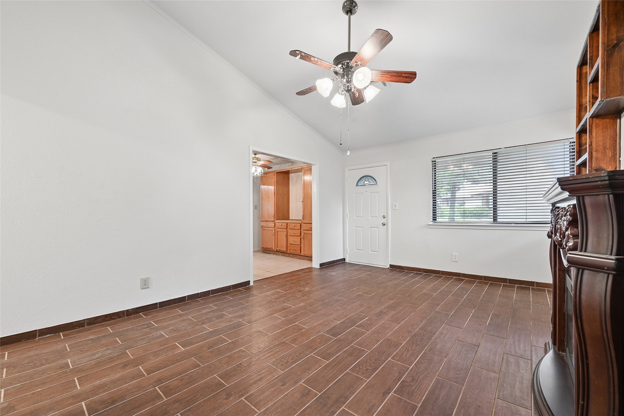 1207 S 111th Eastavenue Tulsa OK 74128