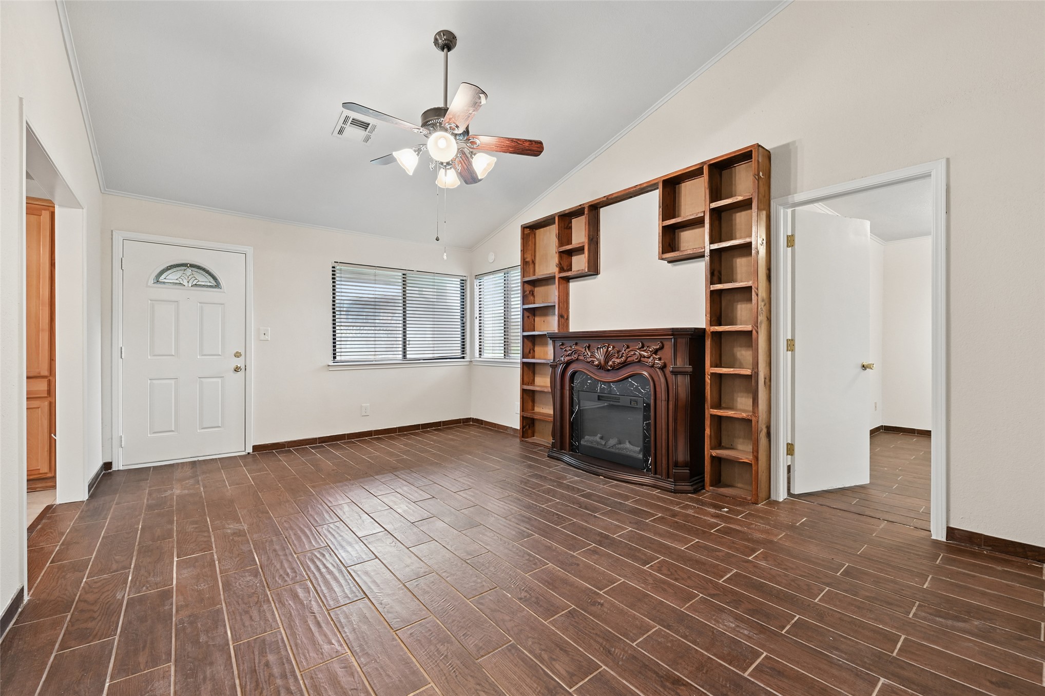 1207 S 111th Eastavenue Tulsa OK 74128