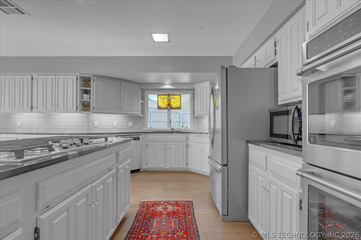 7201 S Gary Place Tulsa OK 74136