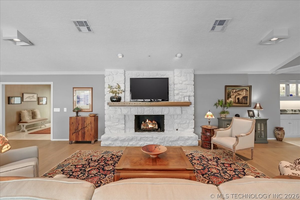7201 S Gary Place Tulsa OK 74136