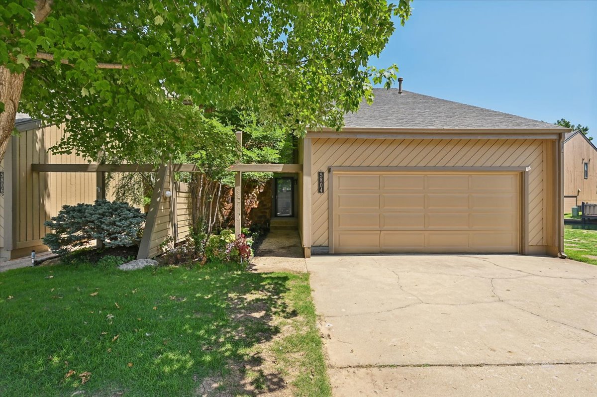 5804 S Atlanta Avenue S Tulsa OK 74105