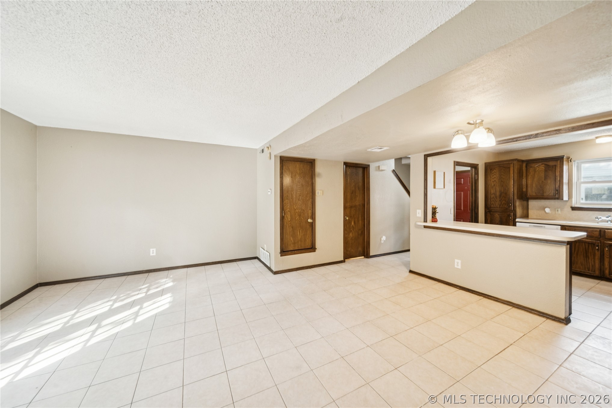 1115 E Jackson Avenue Sapulpa OK 74066