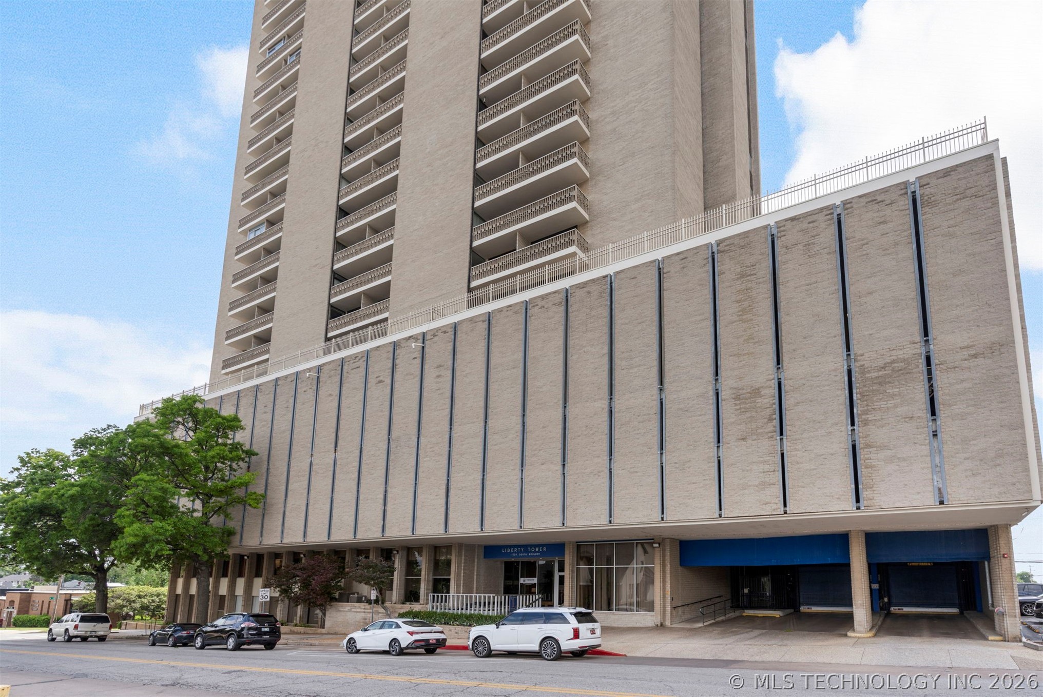 1502 S Boulder Avenue Tulsa OK 74119