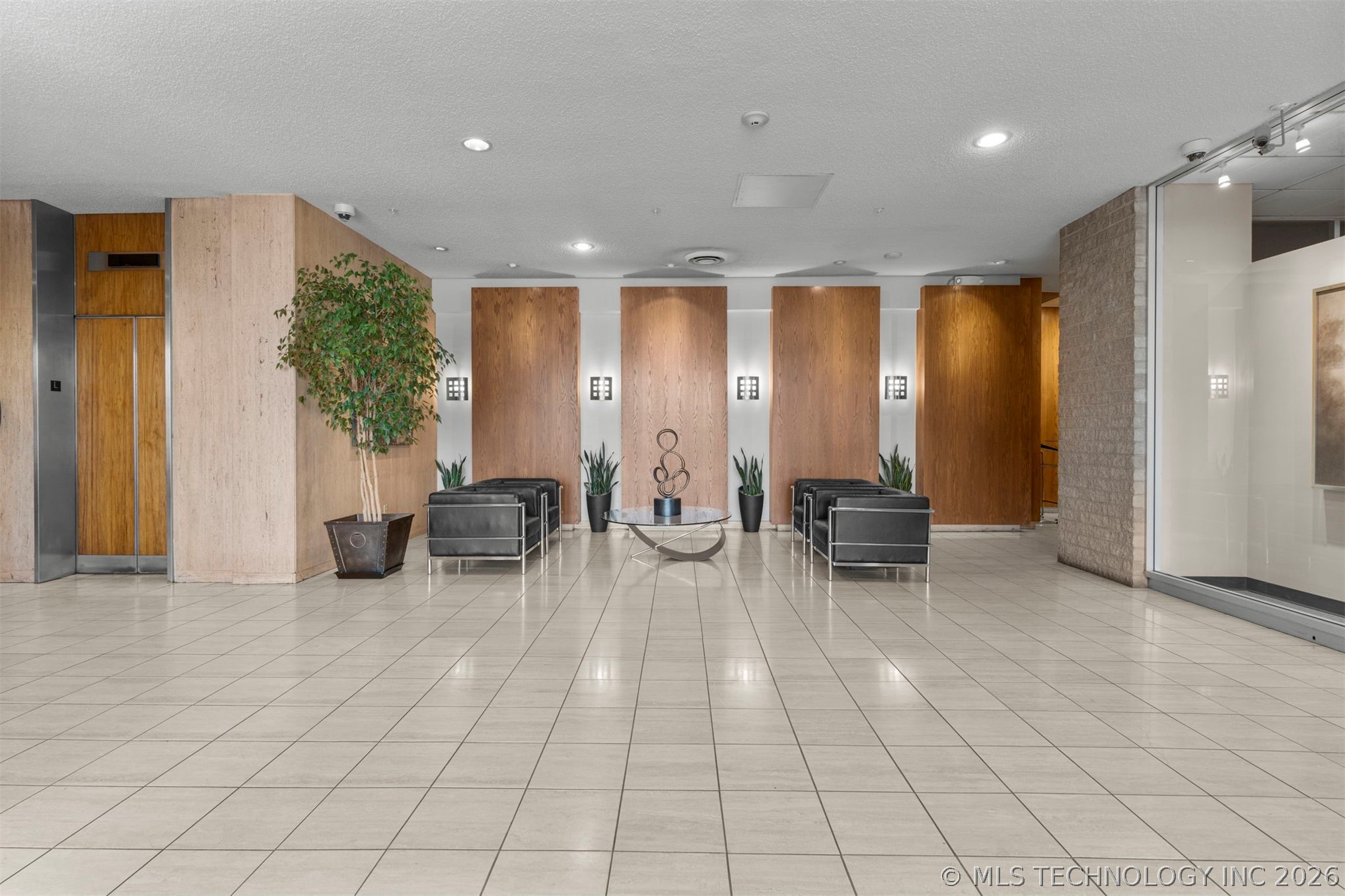 1502 S Boulder Avenue Tulsa OK 74119