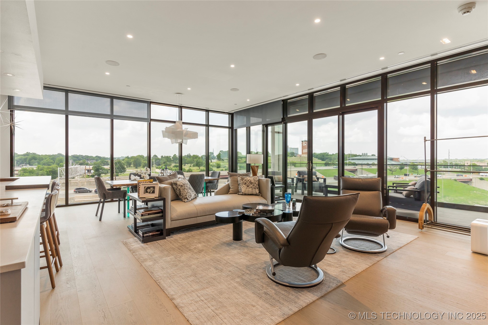 405 N Main Street Tulsa OK 74103