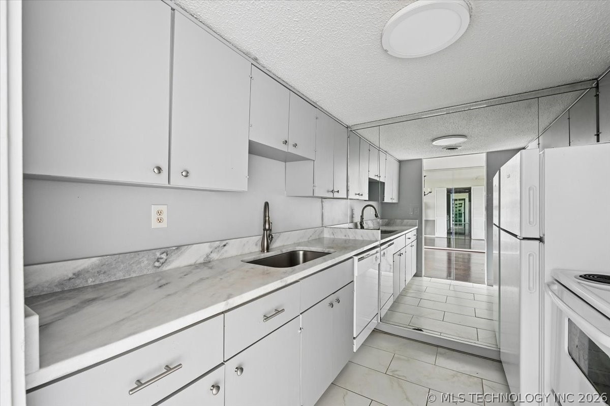 1502 S Boulder Avenue Tulsa OK 74119