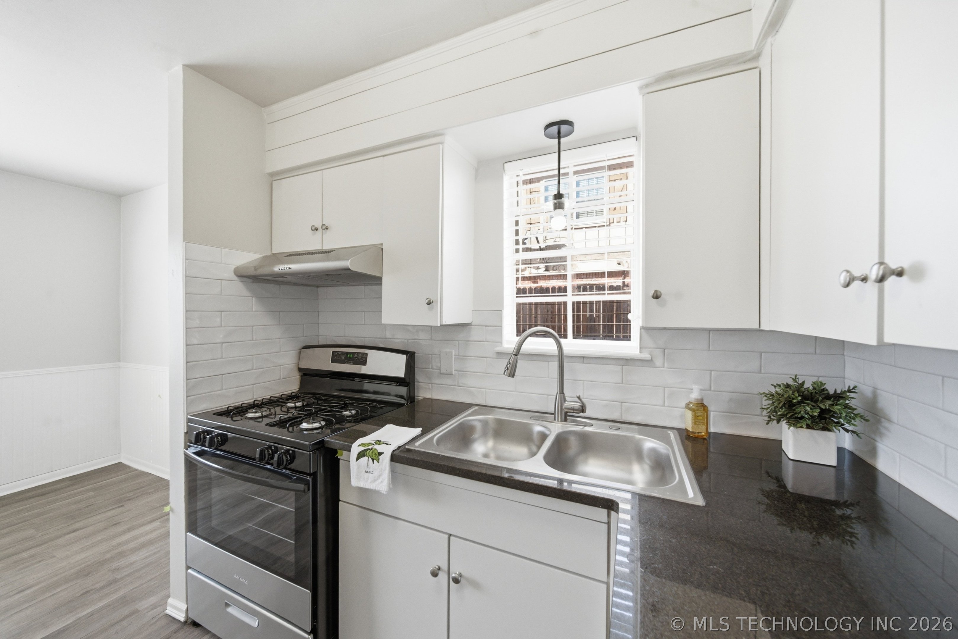 6156 S Madison Place Tulsa OK 74105