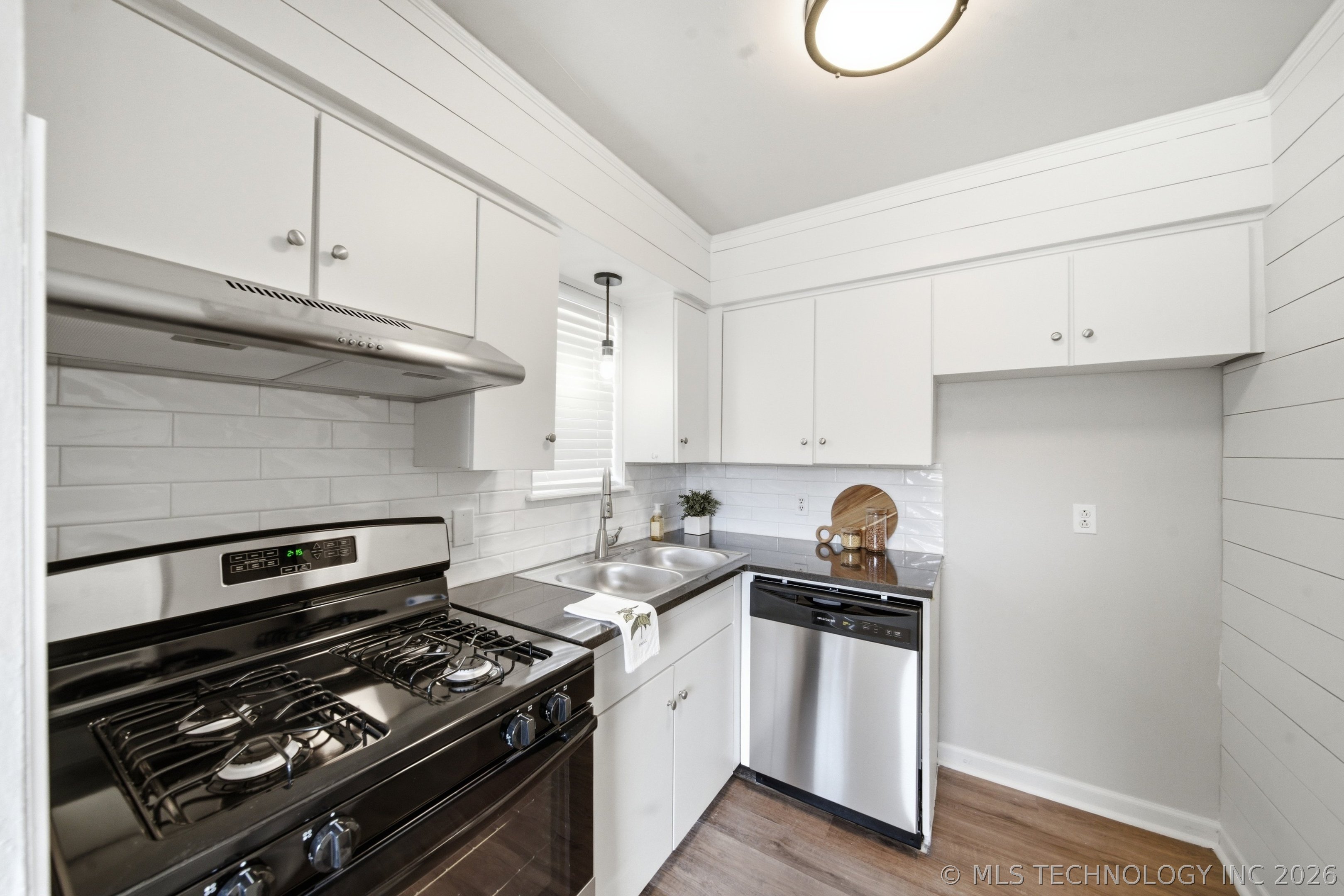 6156 S Madison Place Tulsa OK 74105