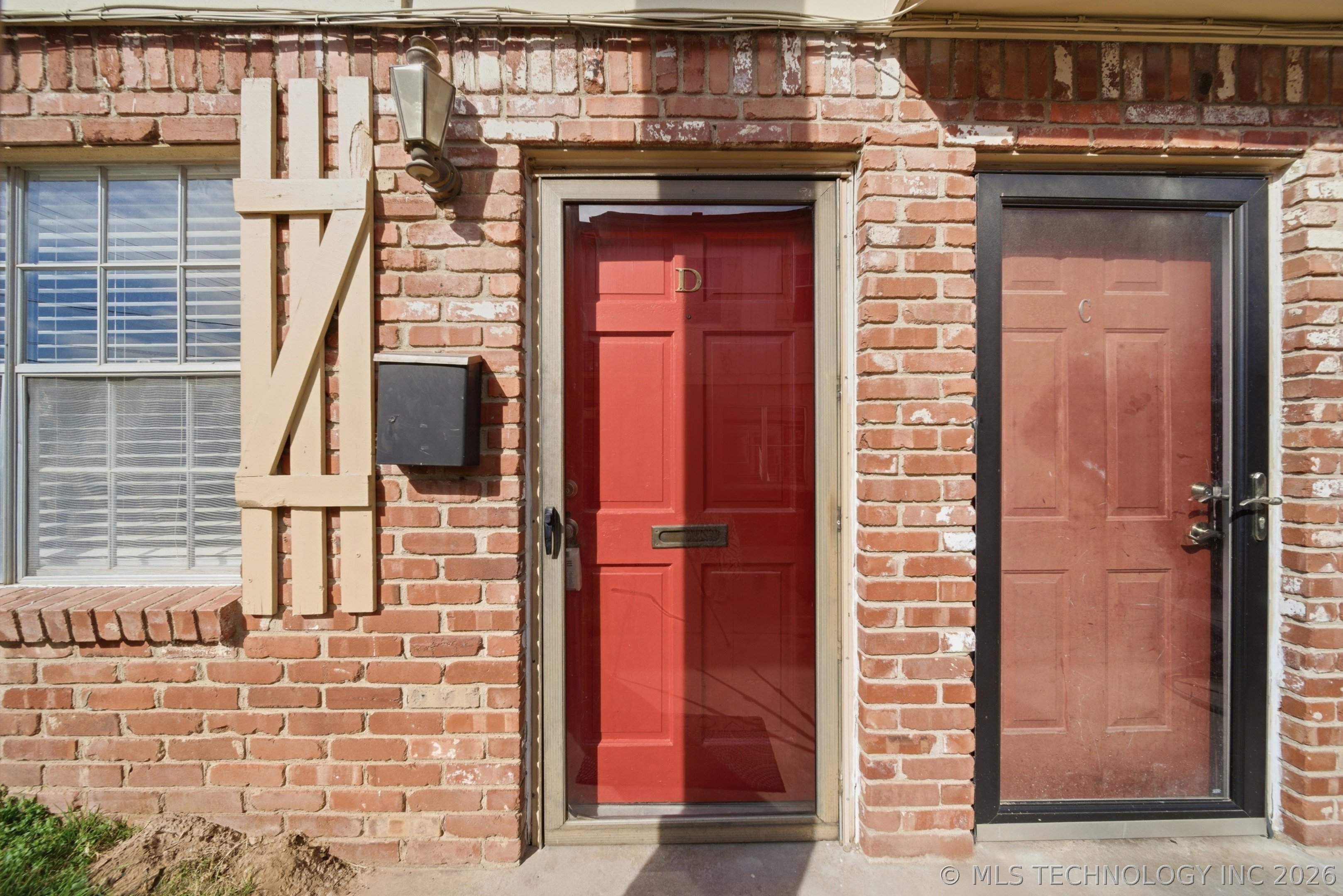 6156 S Madison Place Tulsa OK 74105