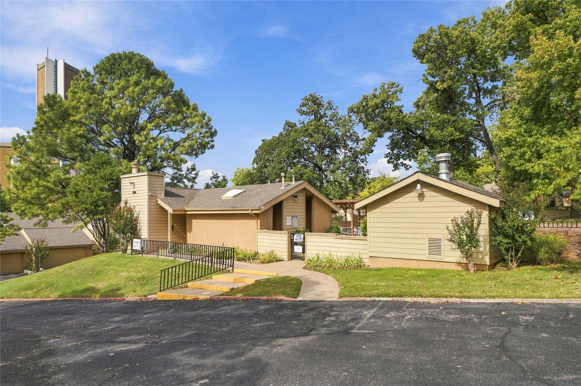 2917 E 84th Street Tulsa OK 74137