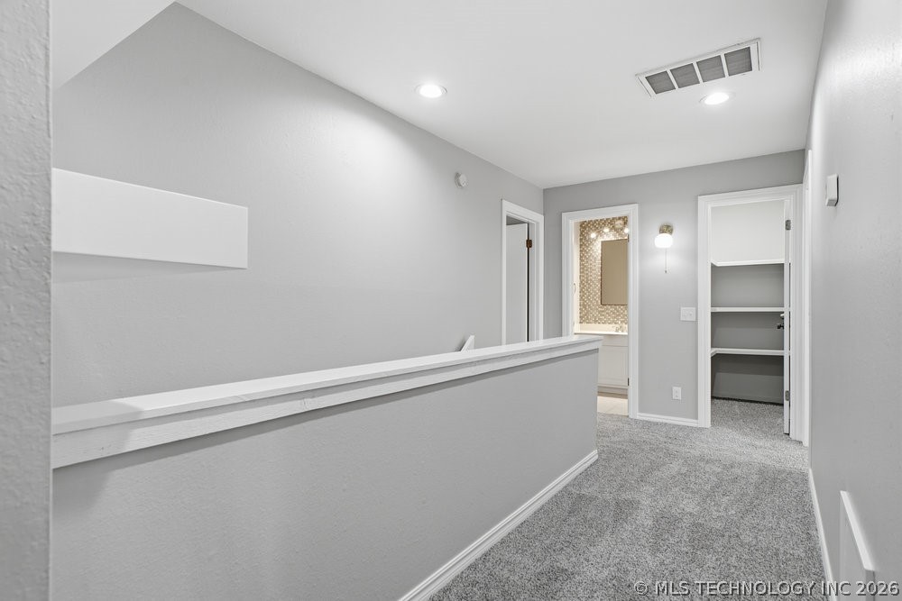3310 E 68th Place Tulsa OK 74136